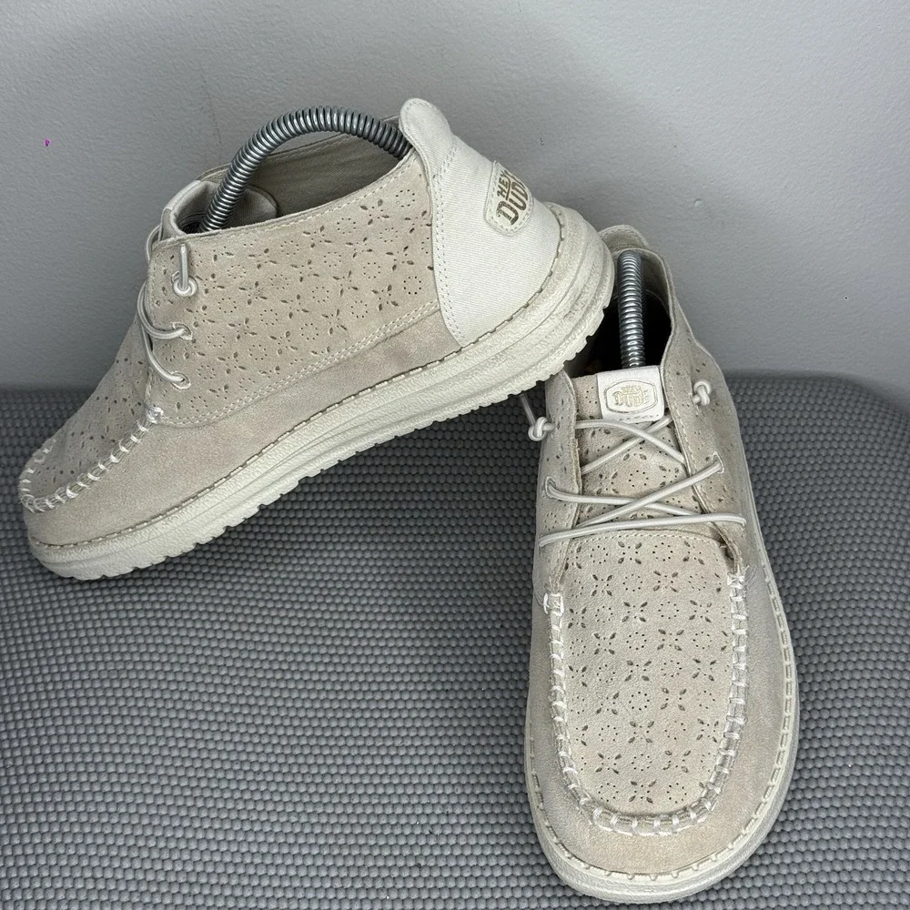Hey Dude Women's Size‎ 8 Wendy Mid Suede Boho Ivory Lightweight Comfort Shoes